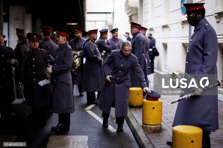 Empresa Balaklava pronta para assumir as funções cerimoniais da Guarda Real em Londres