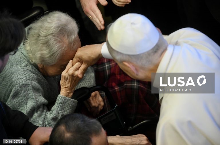 Papa Leão XVI visita a Turquia