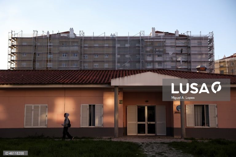 40 anos do plano urbano para a Alta de Lisboa, plano que teve um impacto significativo em áreas como o atual Bairro da Alta de Lisboa Sul e em bairros de barracas da Musgueira, Quinta Grande e Cruz Vermelha, em Lisboa.