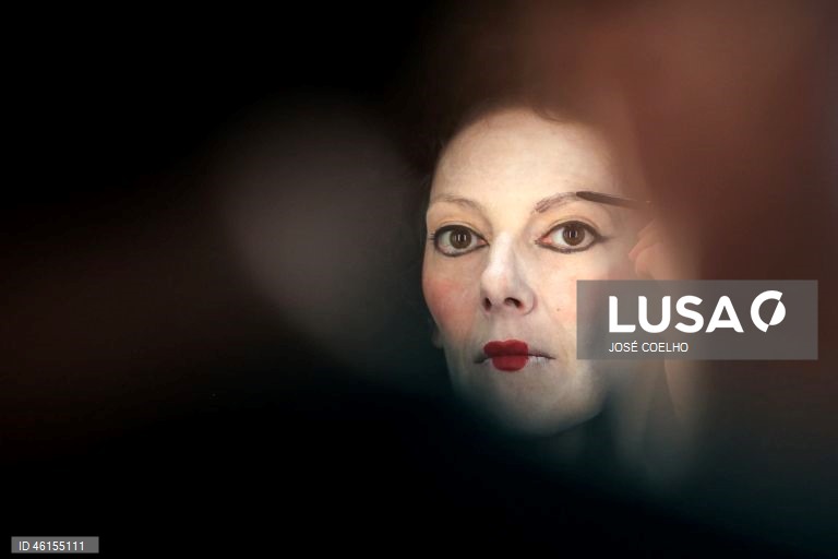 Artistas durante o ensaio de imprensa do Circo de Natal no Coliseu do Porto, 5 de dezembro de 2025.  De 12 de dezembro a 04 de janeiro de 2026, artistas de todo o mundo mostram no Circo de Natal do Coliseu Porto o que as artes circenses têm de mais fantástico. Com história original escrita por Marta Pais Oliveira e música original de Bruno Pernadas, o espetáculo combina os clássicos da tradição circense com a contemporaneidade. JOSÉ COELHO/LUSA