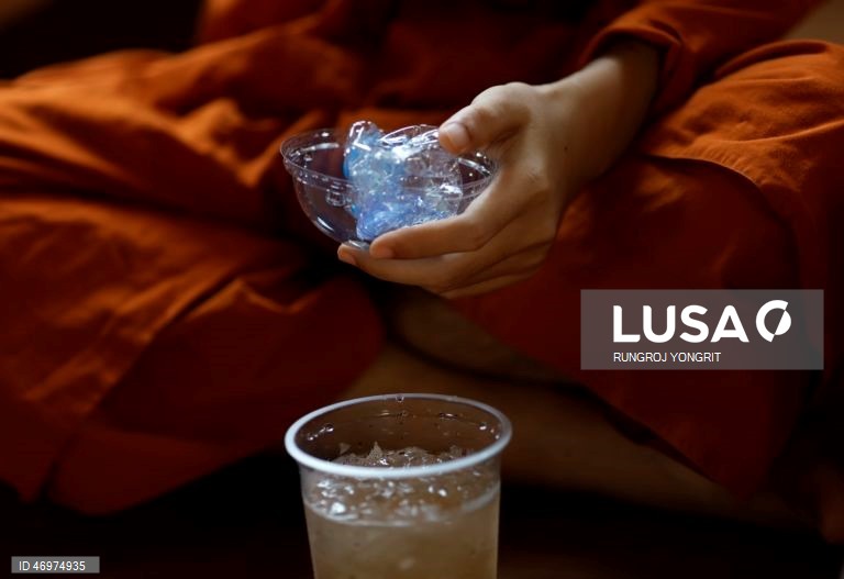 Tailândia: Templo budista combate o desperdício com um programa de gestão de resíduos