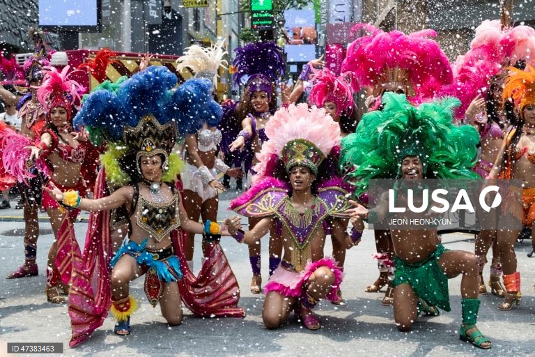 Coreia do Sul: Samba num festival de verão em Seul