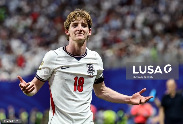 A campeã em título Argentina qualificou-se hoje para a final do Mundial de futebol de 2026, ao vencer a Inglaterra por 2-1, com reviravolta, na segunda meia-final, em Atlanta, nos Estados Unidos.