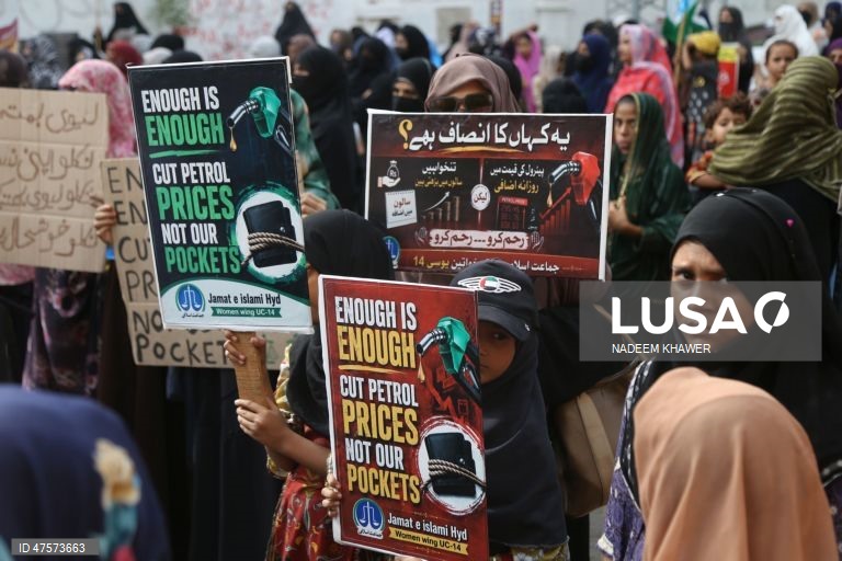 Paquistão: Protestos em Hyderabad contra o aumento dos combustiveis