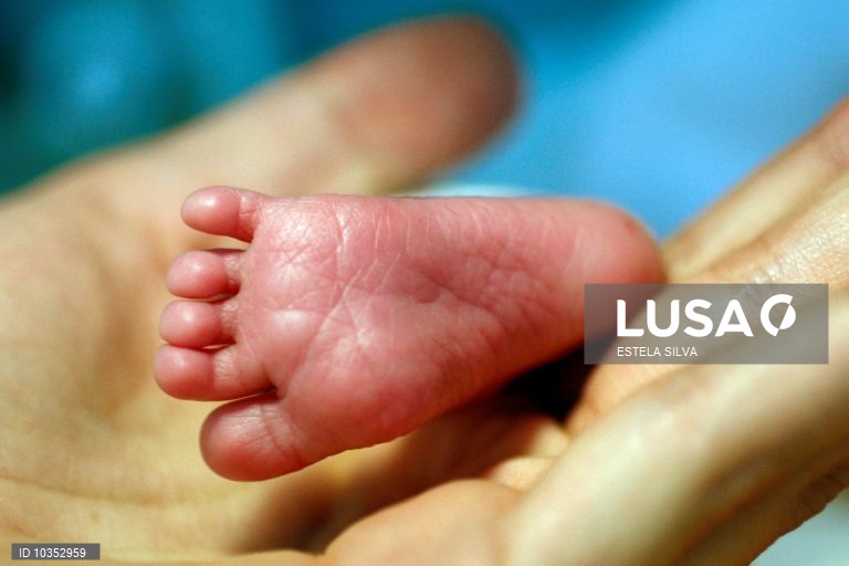 Portugal: Babies heel prick test data show at least 87,000 births in 2019