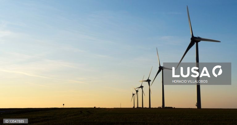Energia eólica cresce, mas Portugal continua longe das metas climáticas - APREN