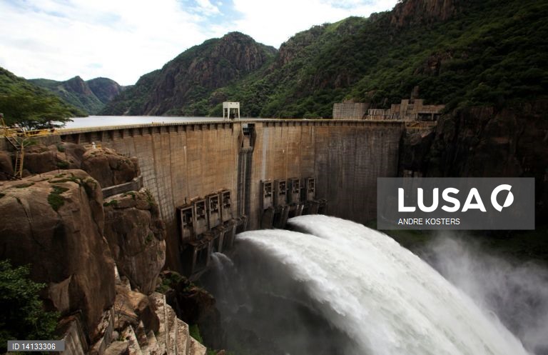 Reabilitação da hidroelétrica moçambicana de Cahora Bassa aumenta produção em 4%