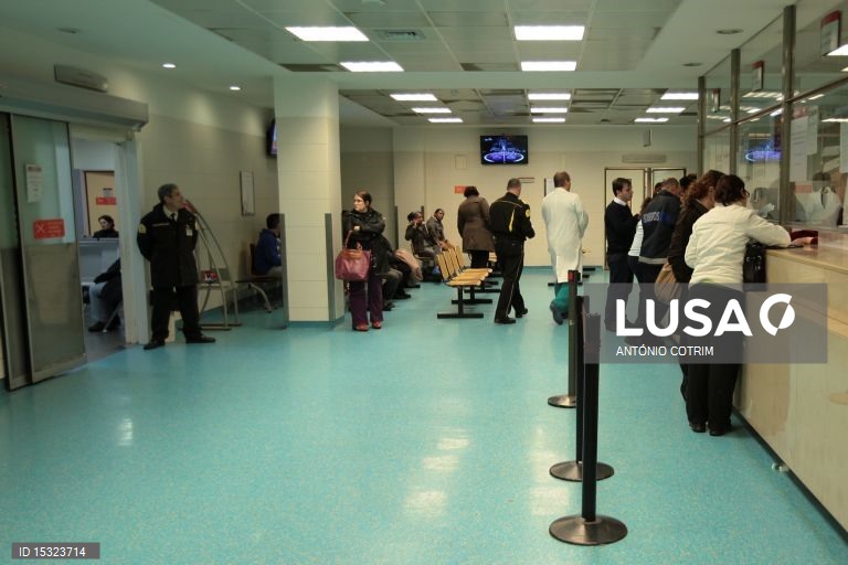 Doentes urgentes com espera de sete horas no Amadora-Sintra
