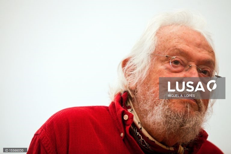 Fundação Júlio Pomar vai ser extinta até final do ano e deixa património a Atelier-Museu