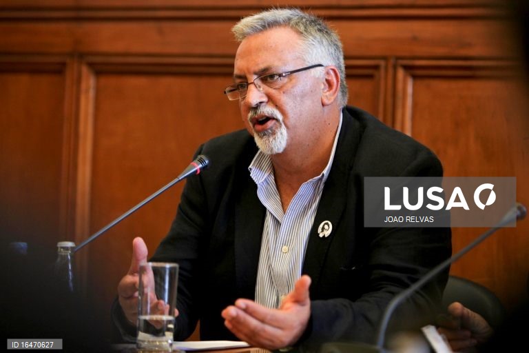 Escritor Francisco José Viegas vai ser consultor de Cultura do Presidente da República