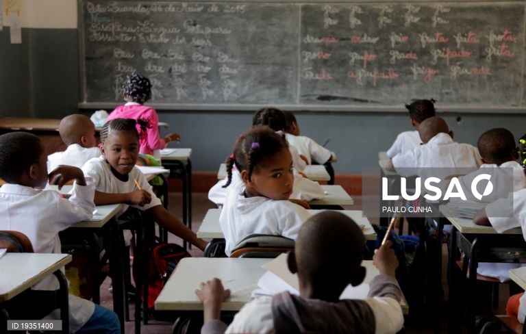 Angola conta com 2,5 milhões de novos alunos para o ano letivo 2020