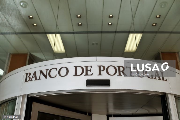Juros dos depósitos a prazo caem em abril pelo 16.º mês consecutivo