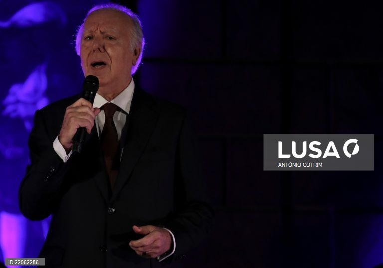 Carlos do Carmo diz adeus aos palcos neste sábado no Coliseu dos Recreios