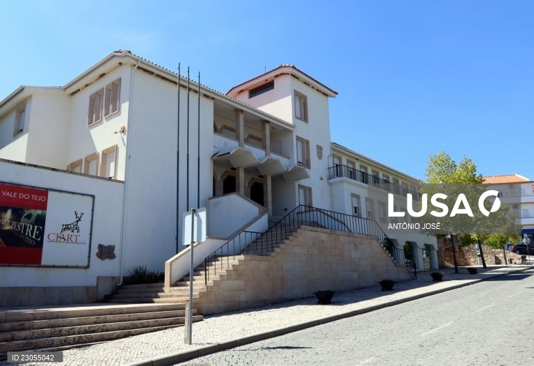 Centro de Arte Rupestre do Vale do Tejo em Vila Velha de Ródão reabre com novo projeto