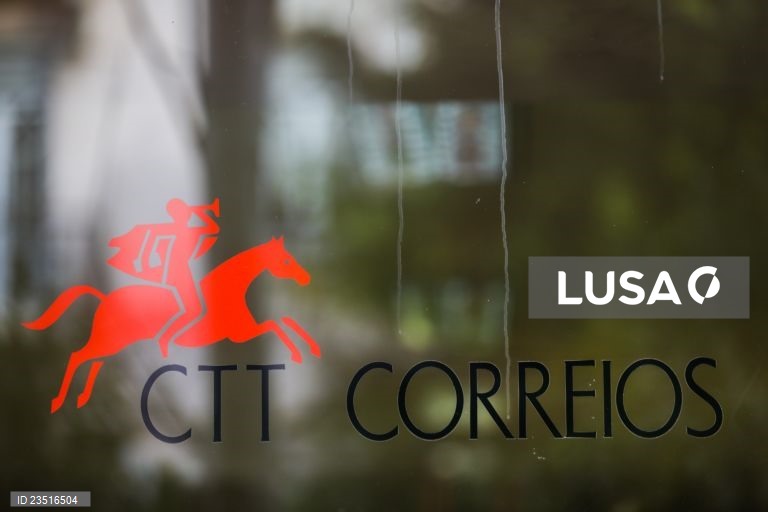 CTT suspendem envio postal de bens para os EUA