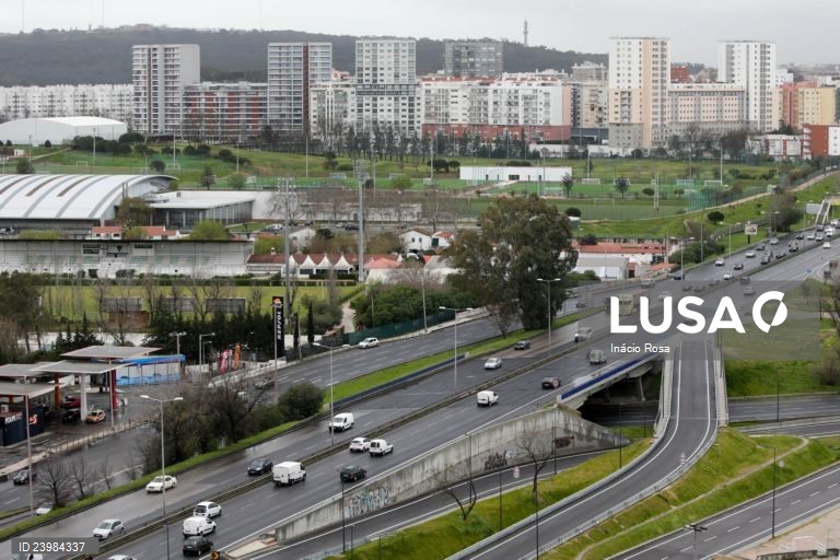 Associação Zero quer menos veículos a circular nas zonas urbanas com ar mais poluído