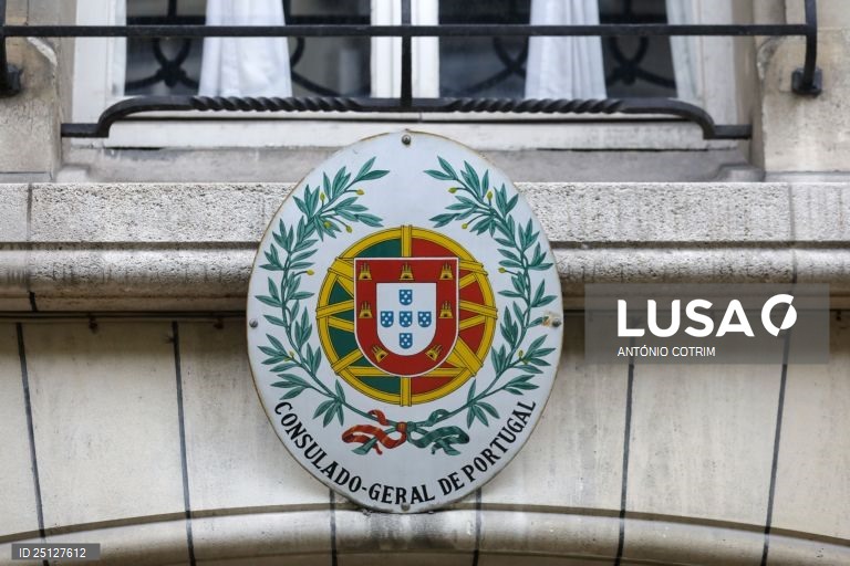 Consulado-geral de Paris recebe todas as semanas pedidos de ajuda de portugueses