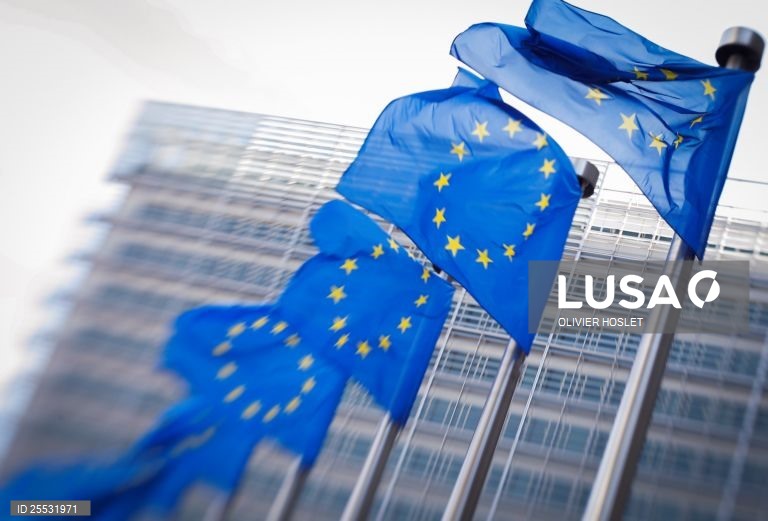 União Europeia apoia aumento do financiamento dos países mais pobres