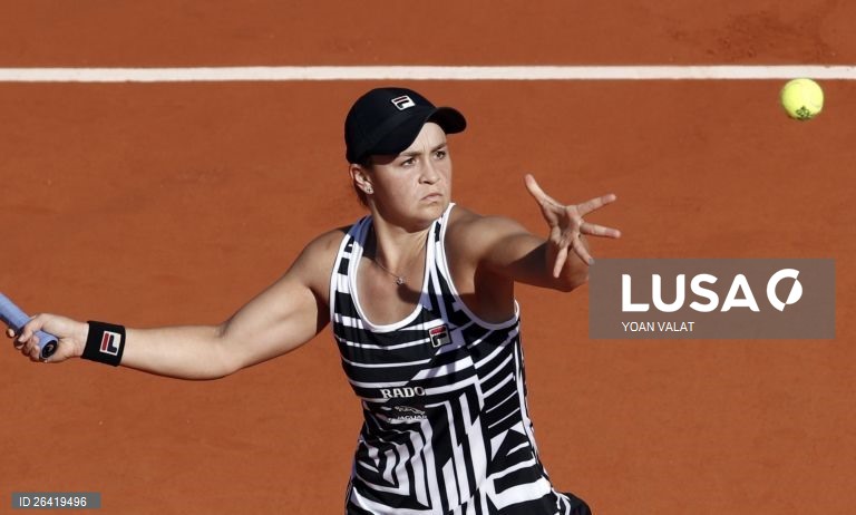 Barty vence pela primeira vez um major em Roland Garros