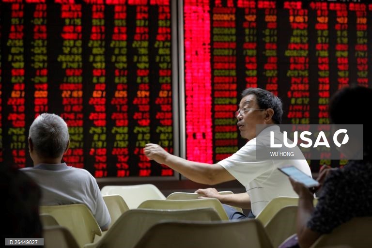 Bolsa de Xangai abre a subir 0,03%