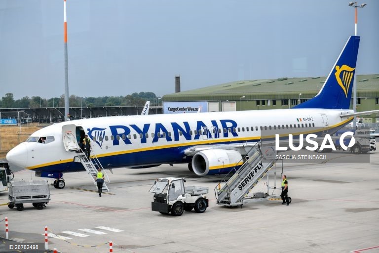 Tripulantes da Ryanair em greve a partir de hoje e até domingo