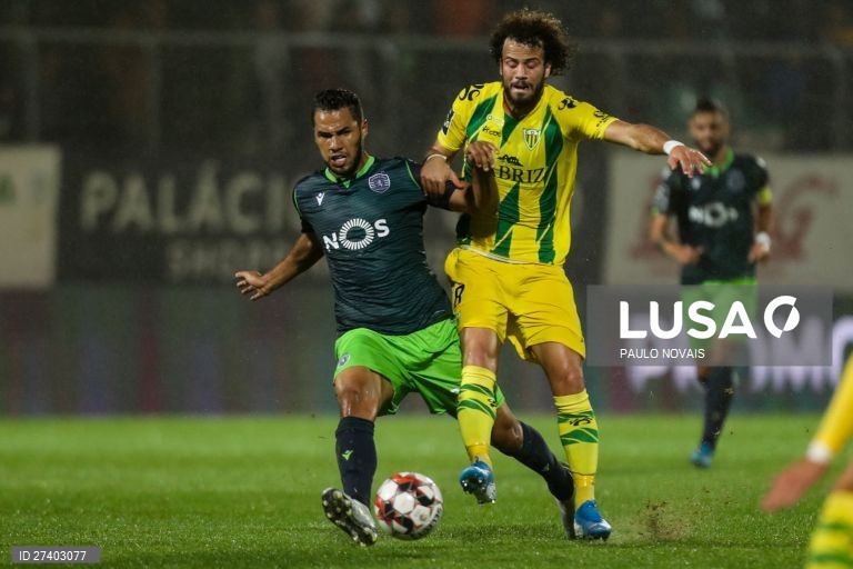 Tondela impõe primeira derrota ao Sporting de Silas na I Liga