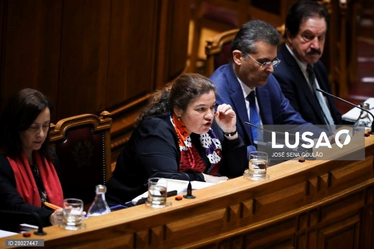 Governo volta a chamar sindicatos para negociar aumentos salariais
