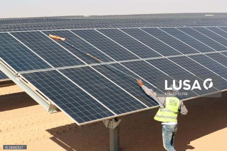 África é rica em energia solar, mas pobre em investimentos