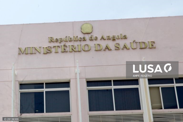 Angola vai deixar de enviar doentes para Portugal até final do ano