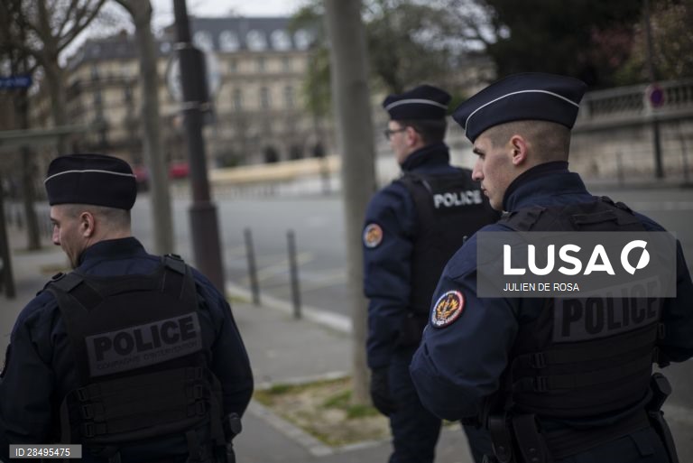 Dois mortos e sete feridos em ataque com arma branca no sudeste de França