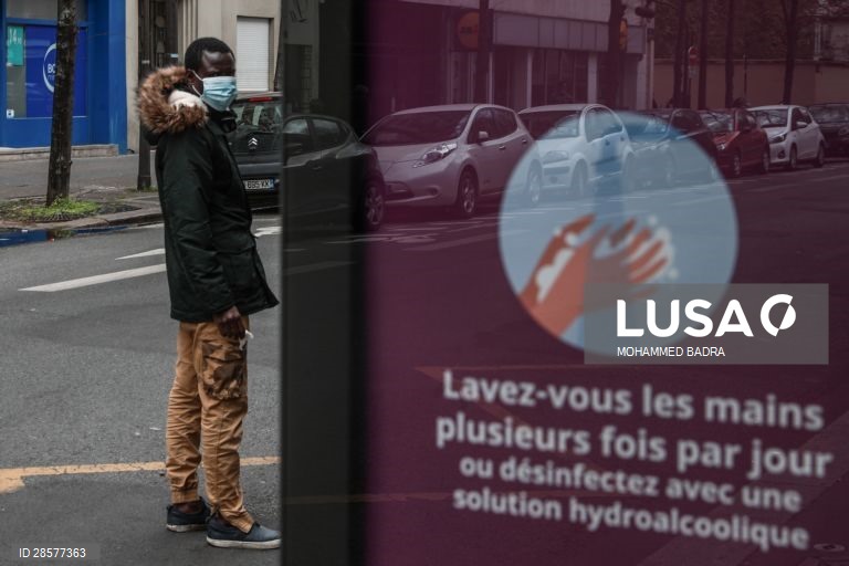 Covid-19: França ultrapassa 8.000 mortos desde início da pandemia