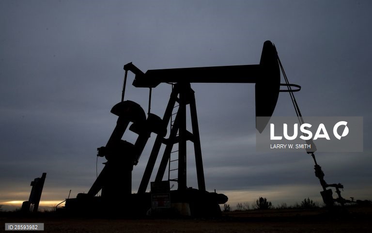 Produção petrolífera de Angola abaixo do previsto em maio