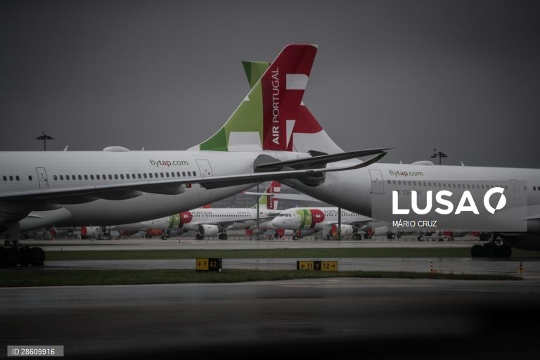 Governo alerta ANA para necessidade de rever previsões de tráfego do novo aeroporto de Lisboa