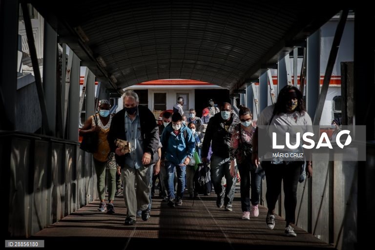 Utentes dos Transportes Públicos do Seixal pede audiência urgente com a Transtejo