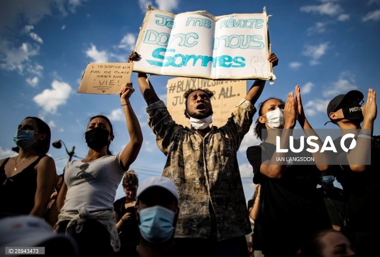 Protest in Paris against US police brutality