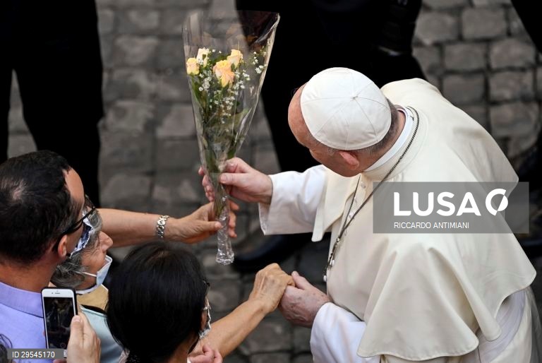 Papa Francisco considera prazeres culinário e sexual “simplesmente divinos”