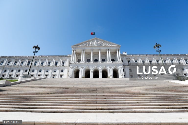 Eleição dos órgãos externos do parlamento adiada agora para 01 de abril