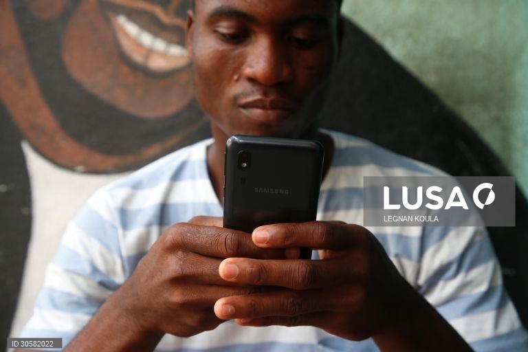 Provedor de justiça moçambicano pede inconstitucionalidade de decreto sobre telecomunicações