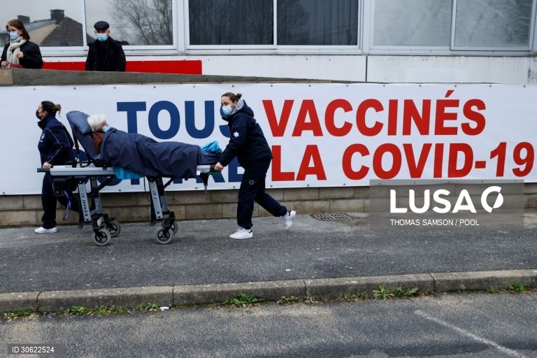 Covid-19: França regista mais 413 mortos devido ao vírus