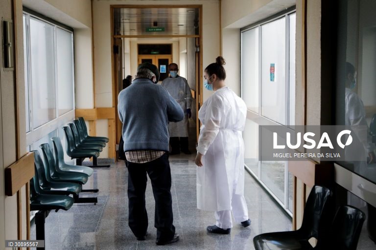 Covid-19: Mais sete mortes e 280 novos casos de infeção desde sexta-feira