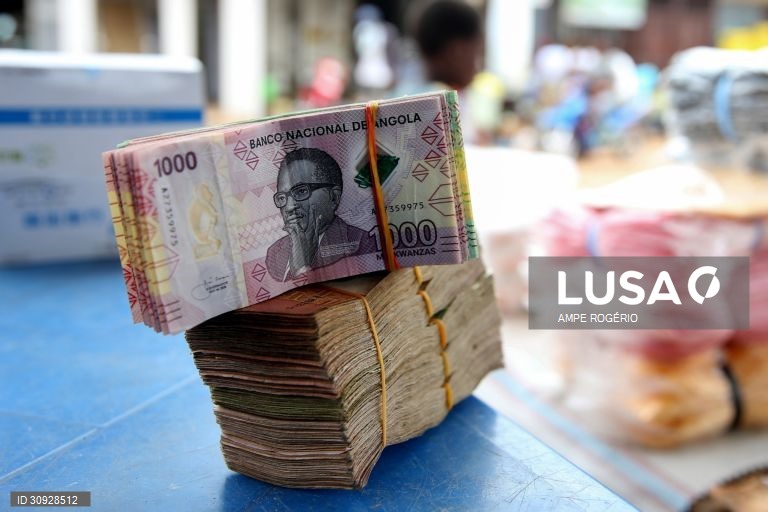 Inflação em Angola nos 30,53% em agosto com variação mensal mais baixa em 12 meses