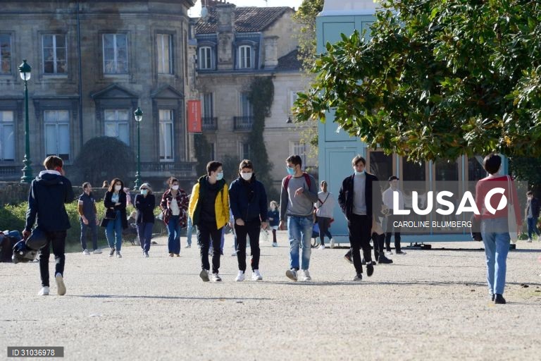 Covid-19: França regista quase 60 mil novos casos do vírus