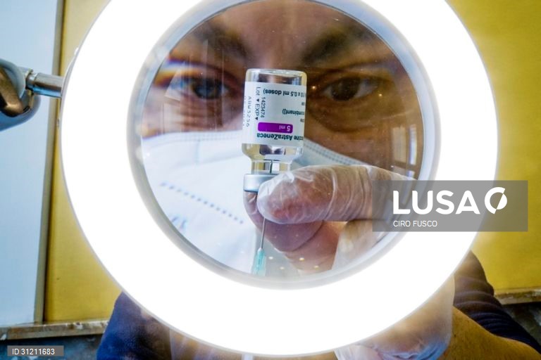 Covid-19: Dinamarca desiste da vacina da AstraZeneca e Alemanha não a usa nas 2ªas doses