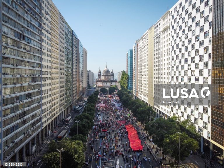 Covid-19: Milhares de brasileiros manifestaram-se em todo o país contra Bolsonaro