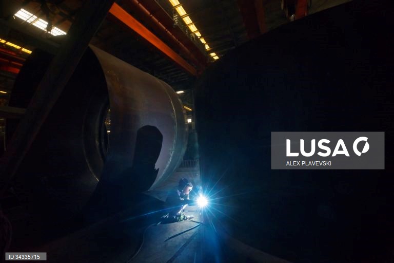 Preços na produção industrial descem 0,6% no 1.º trimestre