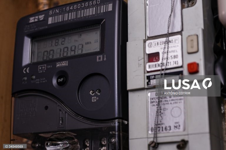 Consumo de eletricidade em Portugal aumentou 3,4% em agosto