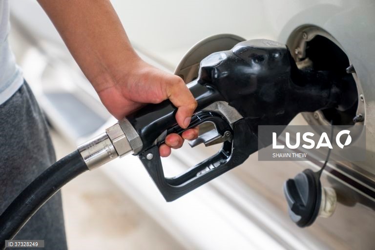 Cotação do Brent para entrega em junho sobe 1,23% para 95,92 dólares
