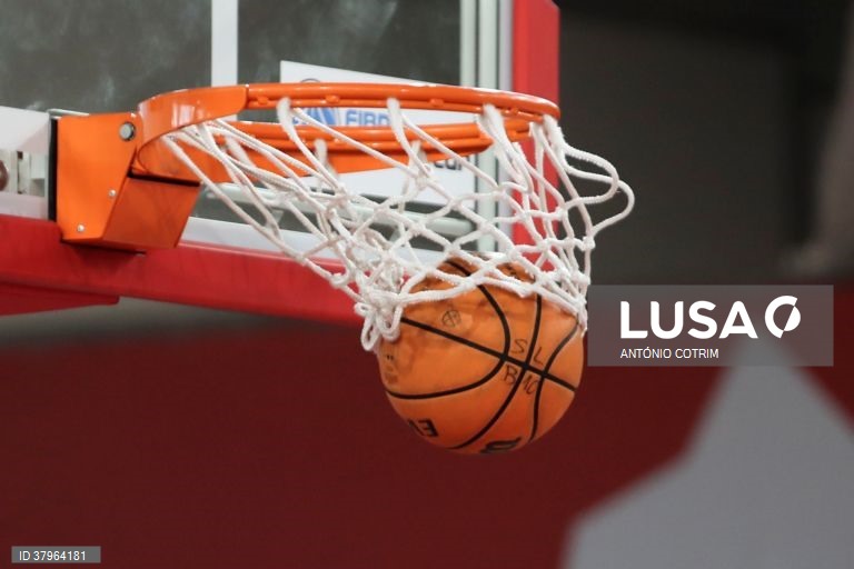 Sporting perde fora com Bilbau Basket na Taça da Europa de basquetebol