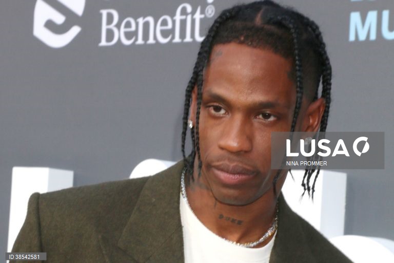 Travis Scott vai atuar na segunda edição do festival Rolling Loud em Portimão