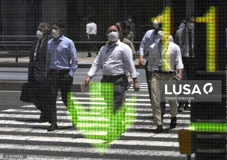 Bolsa de Tóquio abre com Nikkei a cair 0,68%